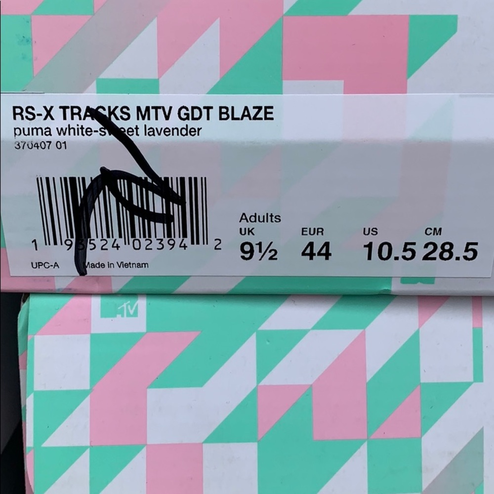RS-X Tracks MTV Gradient Blaze Sneakers - Picture 9 of 9